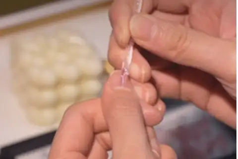 Wearing Press on nails