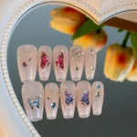 Mariposa Medium Nails