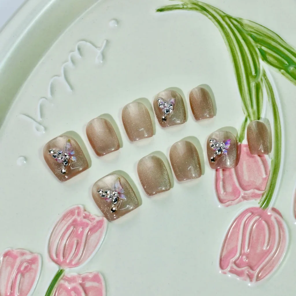 Psyche Short Nails