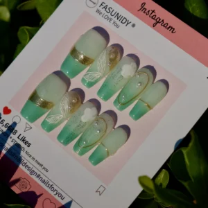 Gilt Shell Long Press On Nails, handmade by Fasunidy, green square 3d nails, fresh ongles