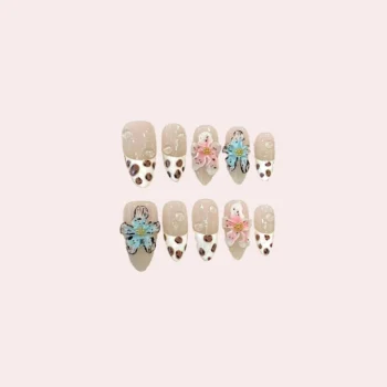 Vanilla Bloom Medium Nails